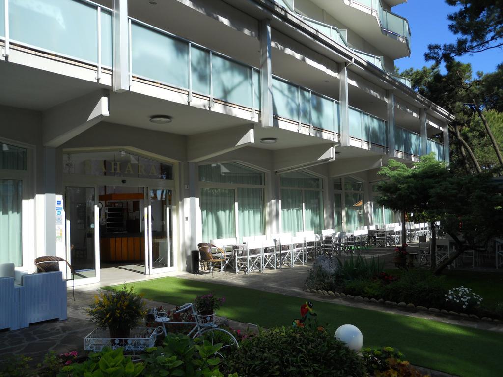 Hotel Sahara 밀라노마리티마 외부 사진