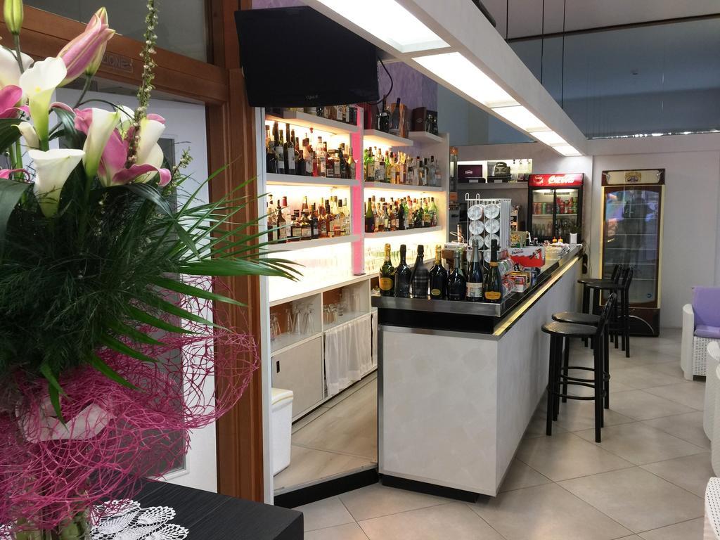 Hotel Sahara 밀라노마리티마 외부 사진