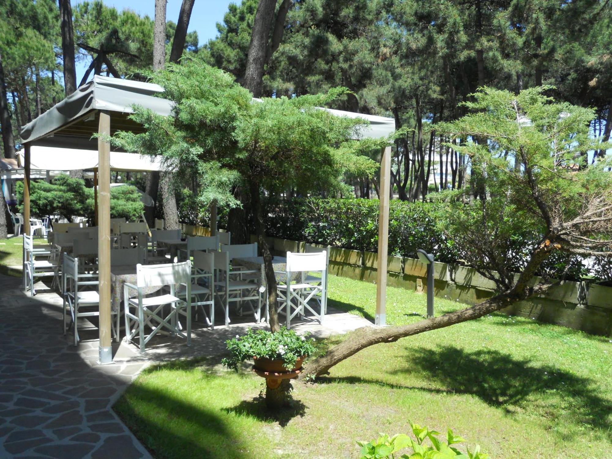 Hotel Sahara 밀라노마리티마 외부 사진