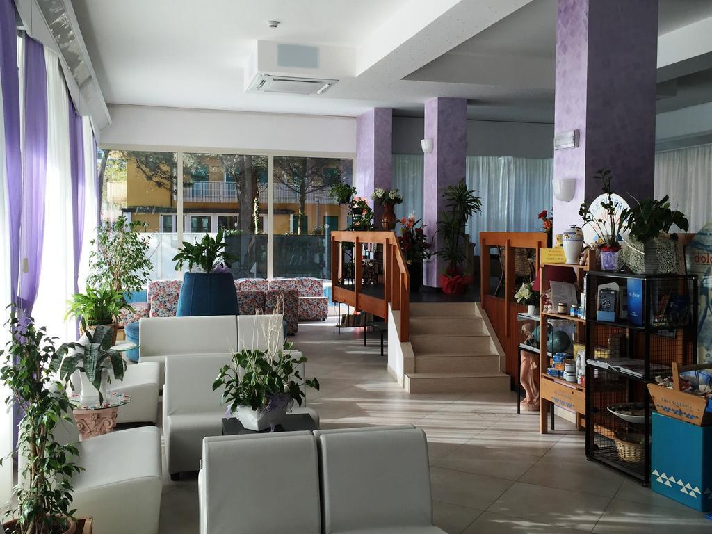 Hotel Sahara 밀라노마리티마 외부 사진