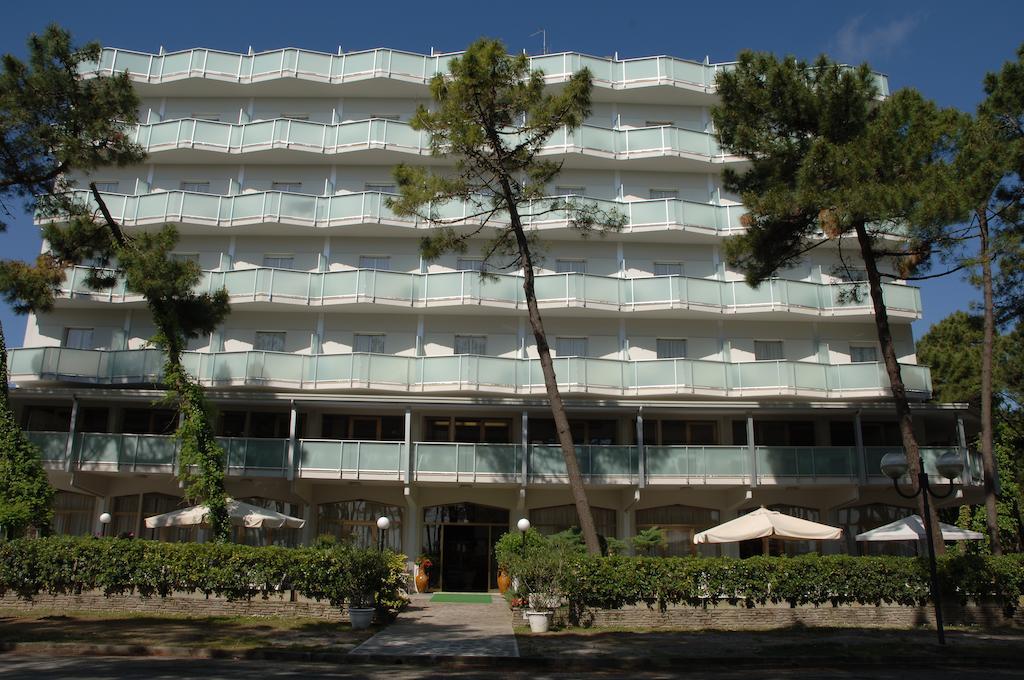 Hotel Sahara 밀라노마리티마 외부 사진