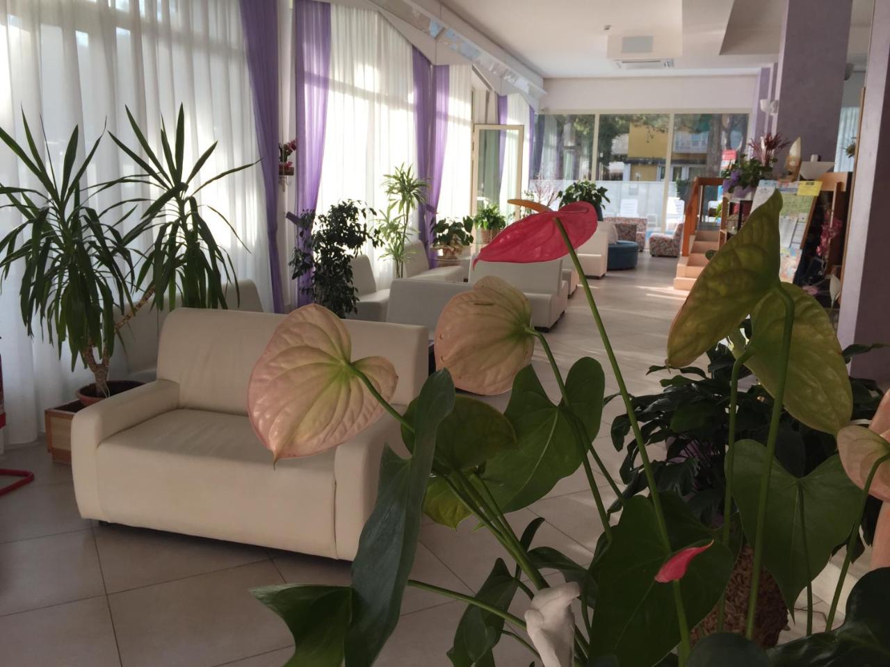 Hotel Sahara 밀라노마리티마 외부 사진
